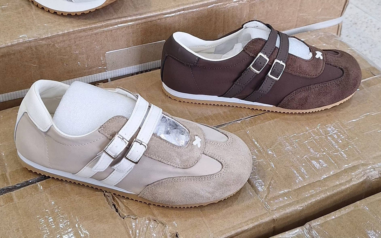 Miu Miu Sneakirina Beige