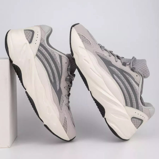 YEEZY BOOST 700 V2 EF2829SG