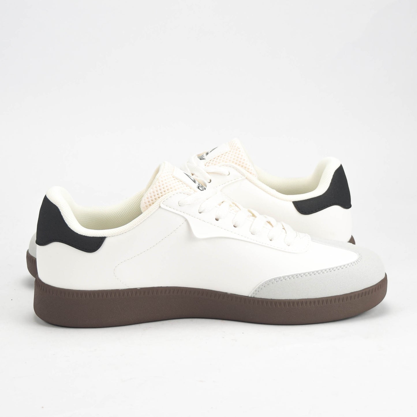 PEAK SHOES