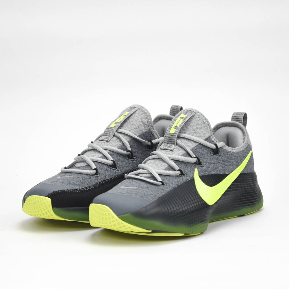 Nike LeBron TR 1 "Dunkman"