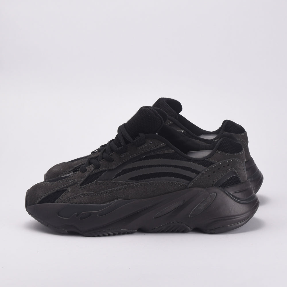 YEEZY BOOST 700 FU6684SG