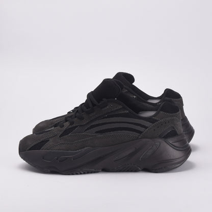 YEEZY BOOST 700 FU6684SG