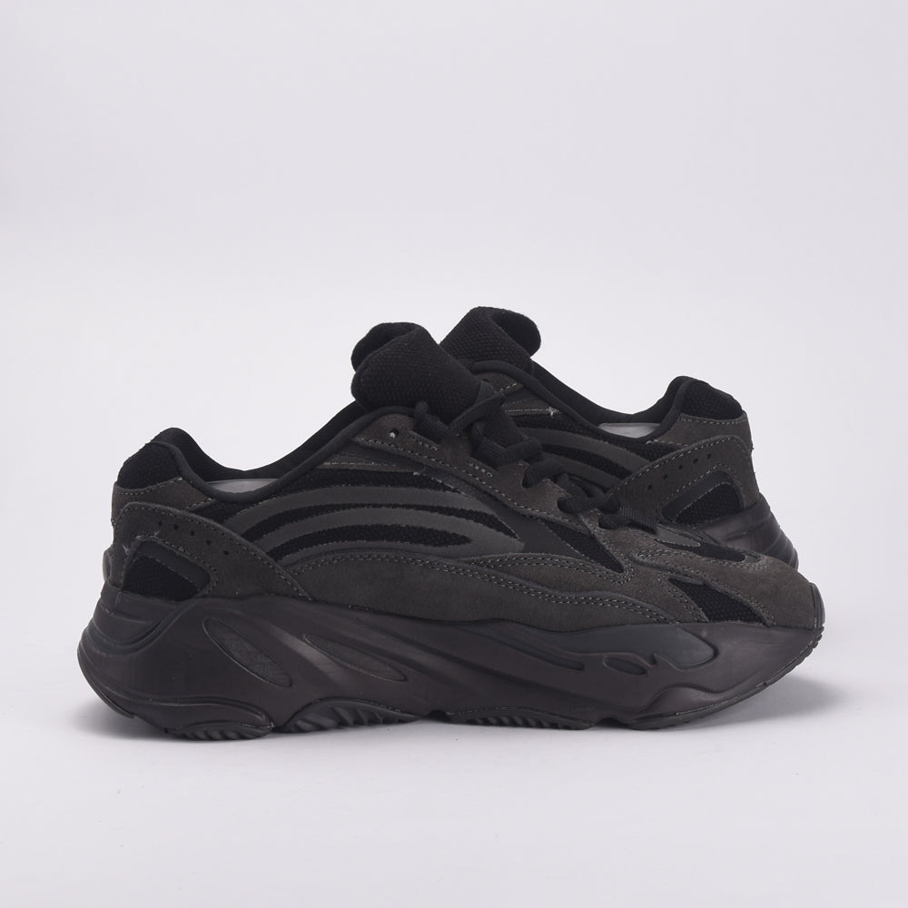 YEEZY BOOST 700 FU6684SG