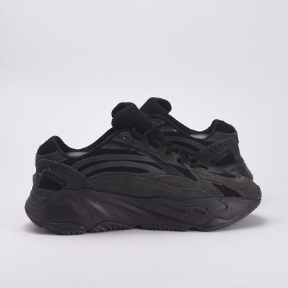 YEEZY BOOST 700 FU6684SG