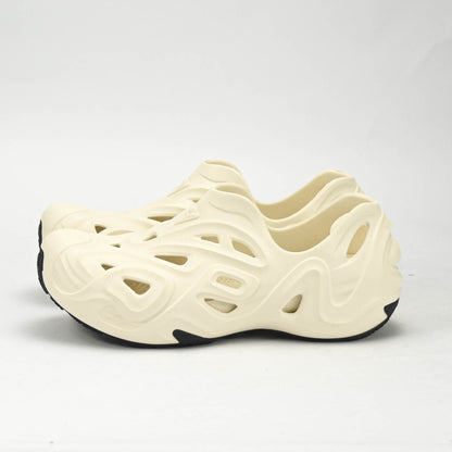 PEAK SANDALS