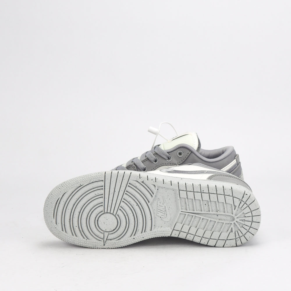 Jordan 1 Low SE Light Steel Grey