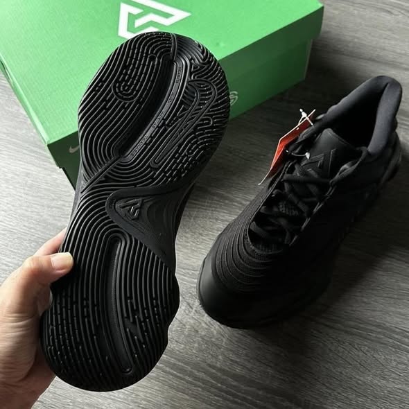 Nike Giannis Immortality 4 Original