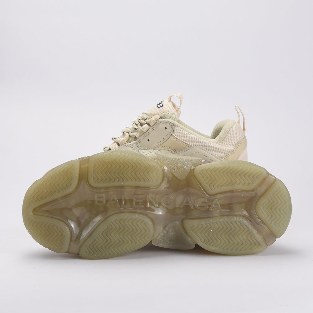 B.a.l.e.n.c.i.a.ga Triple S Beige