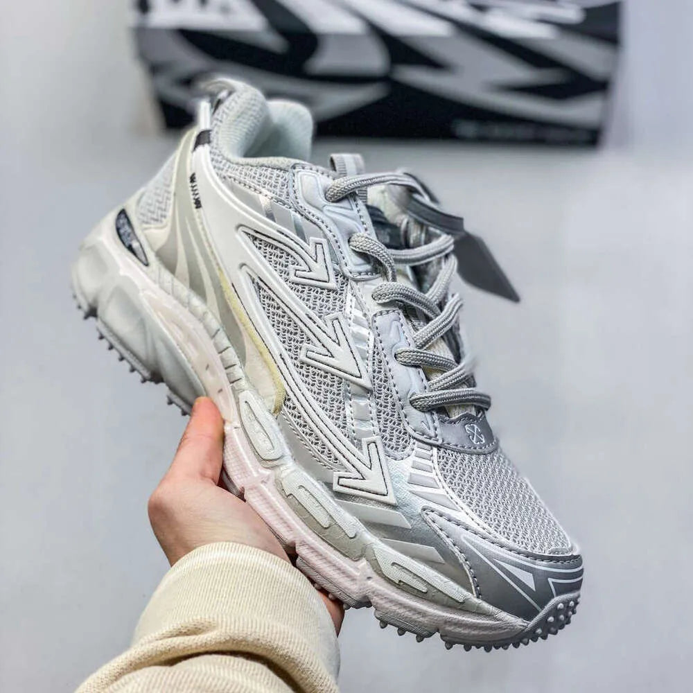 OFF-WHITE ''Be right back'' grey edition
