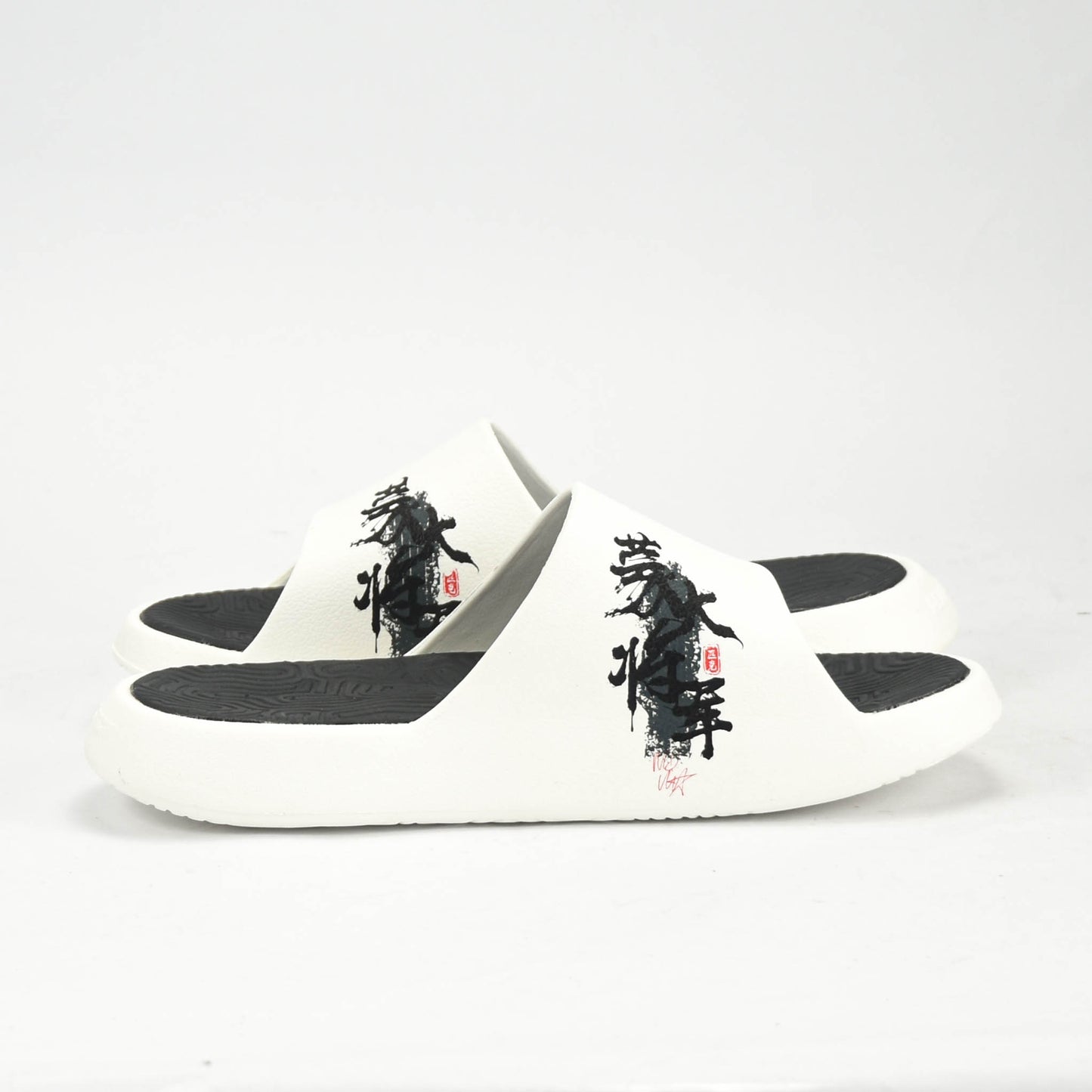 PEAK SPORTS SLIPPERS