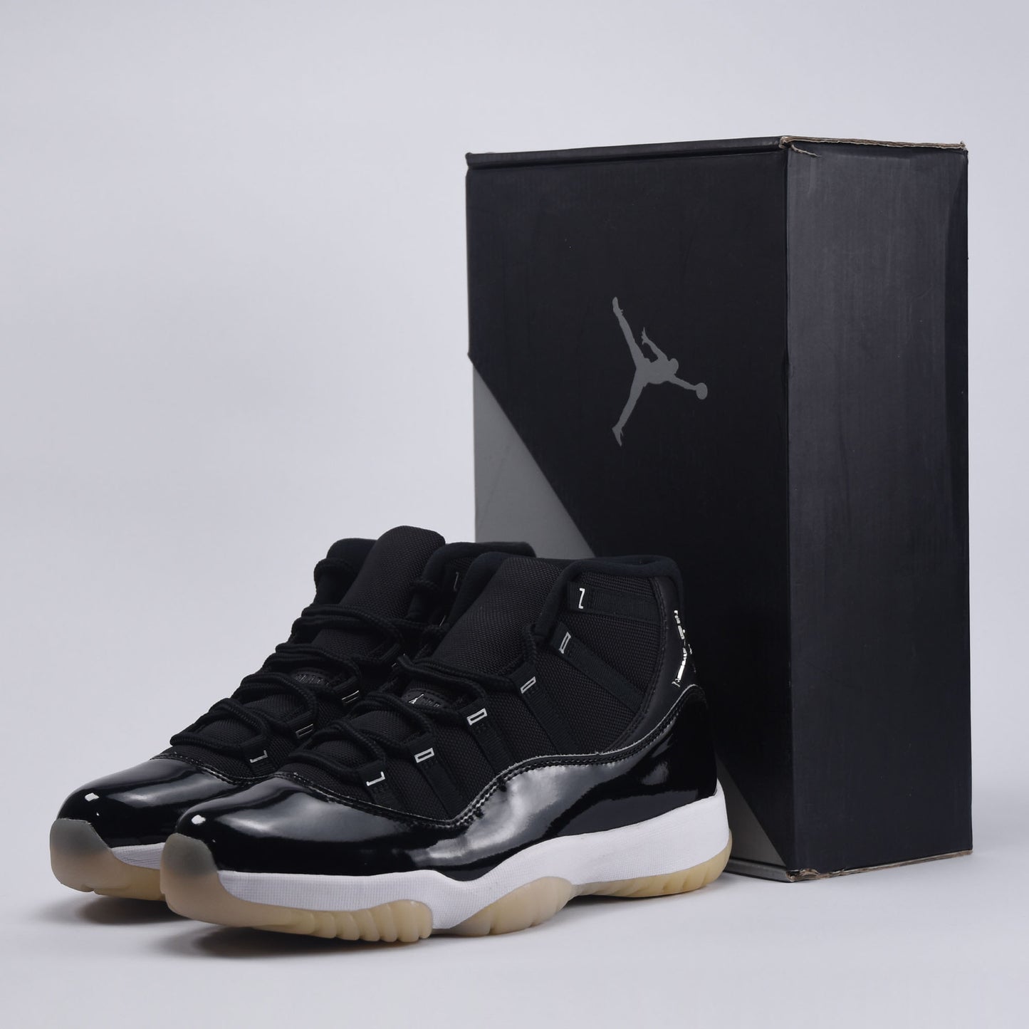Air Jordan 11 Retro Jubilee CT8012-011SG