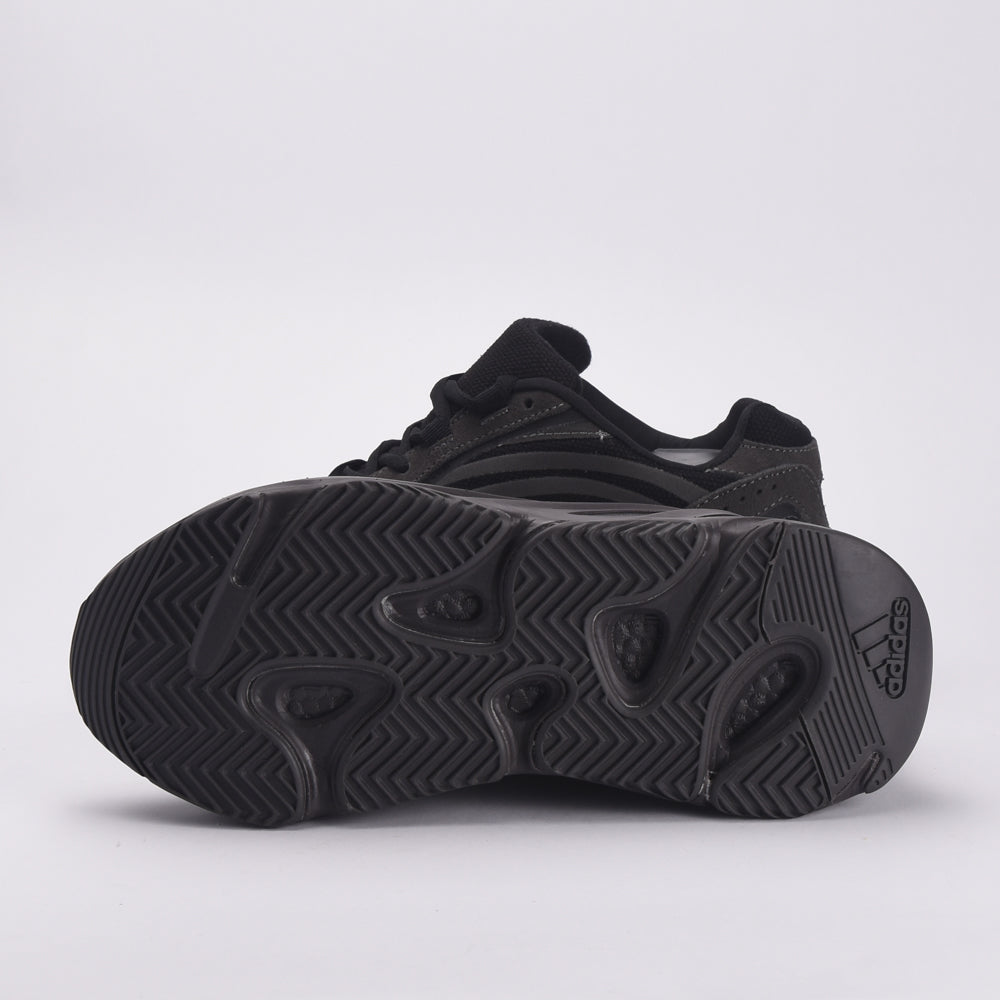 YEEZY BOOST 700 FU6684SG