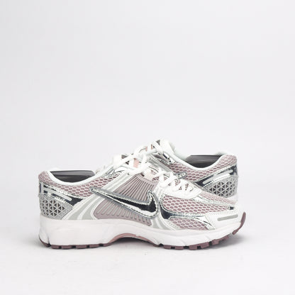 Nike zoom vomero 5 (Femme)