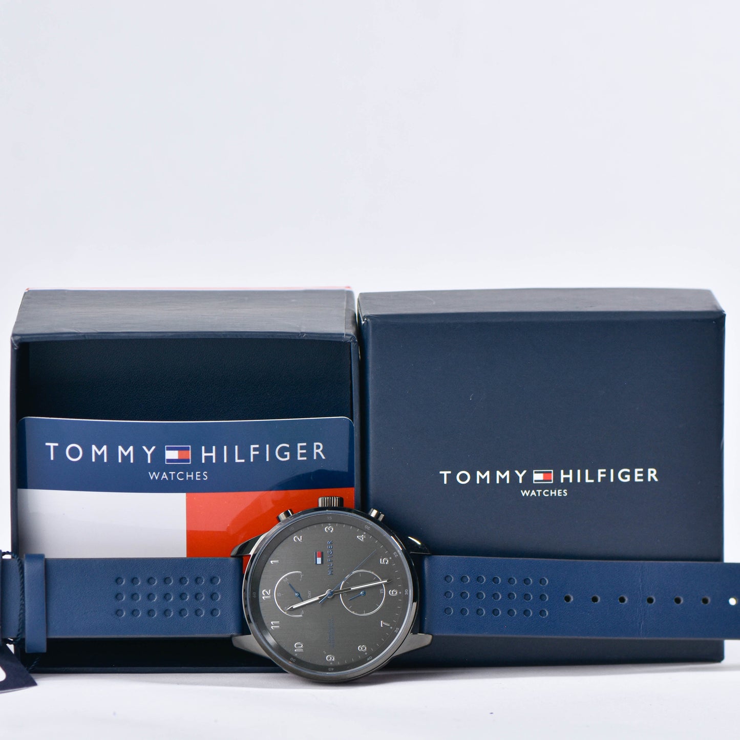 TOMMY 1791578