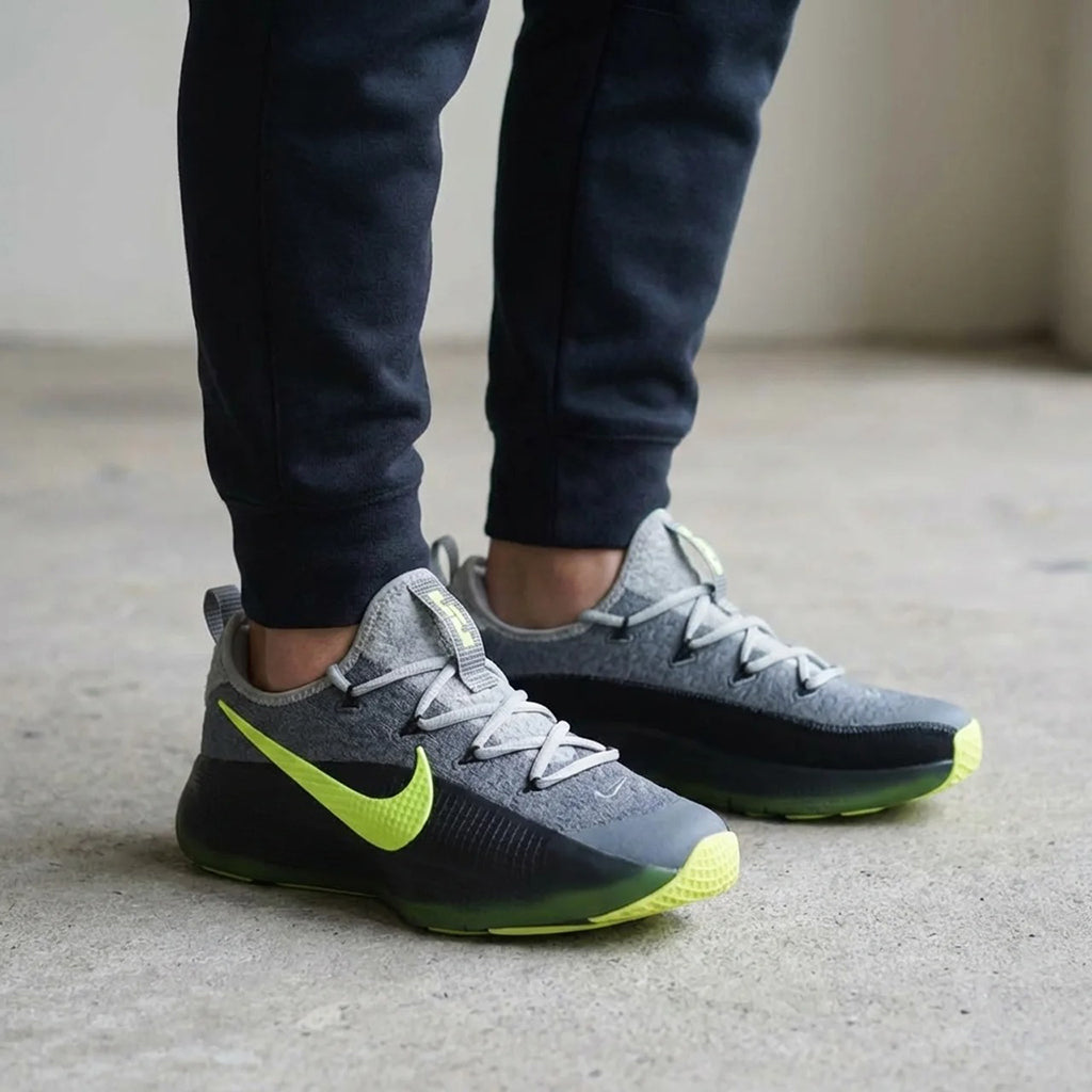 Nike LeBron TR 1 "Dunkman"