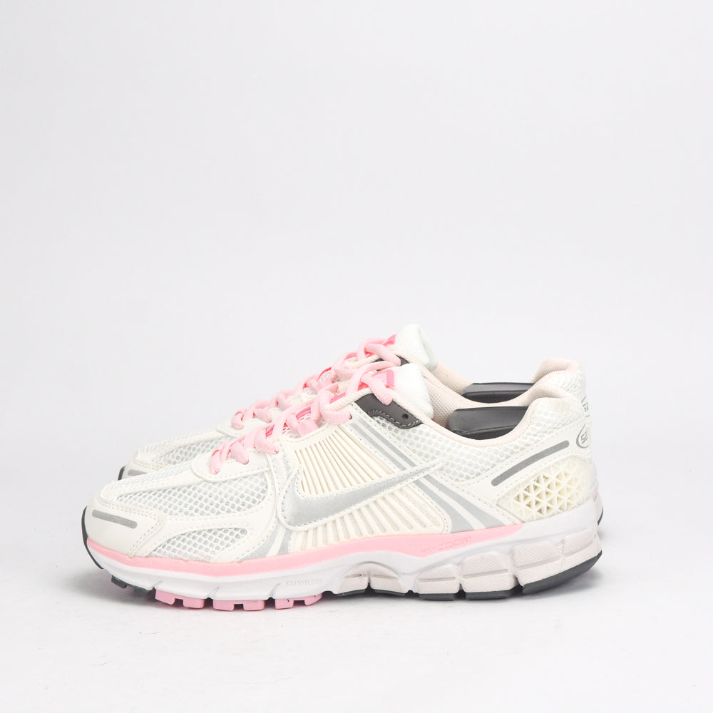 Nike zoom vomero 5 (Femme)