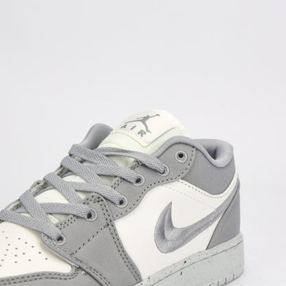 Jordan 1 Low SE Light Steel Grey