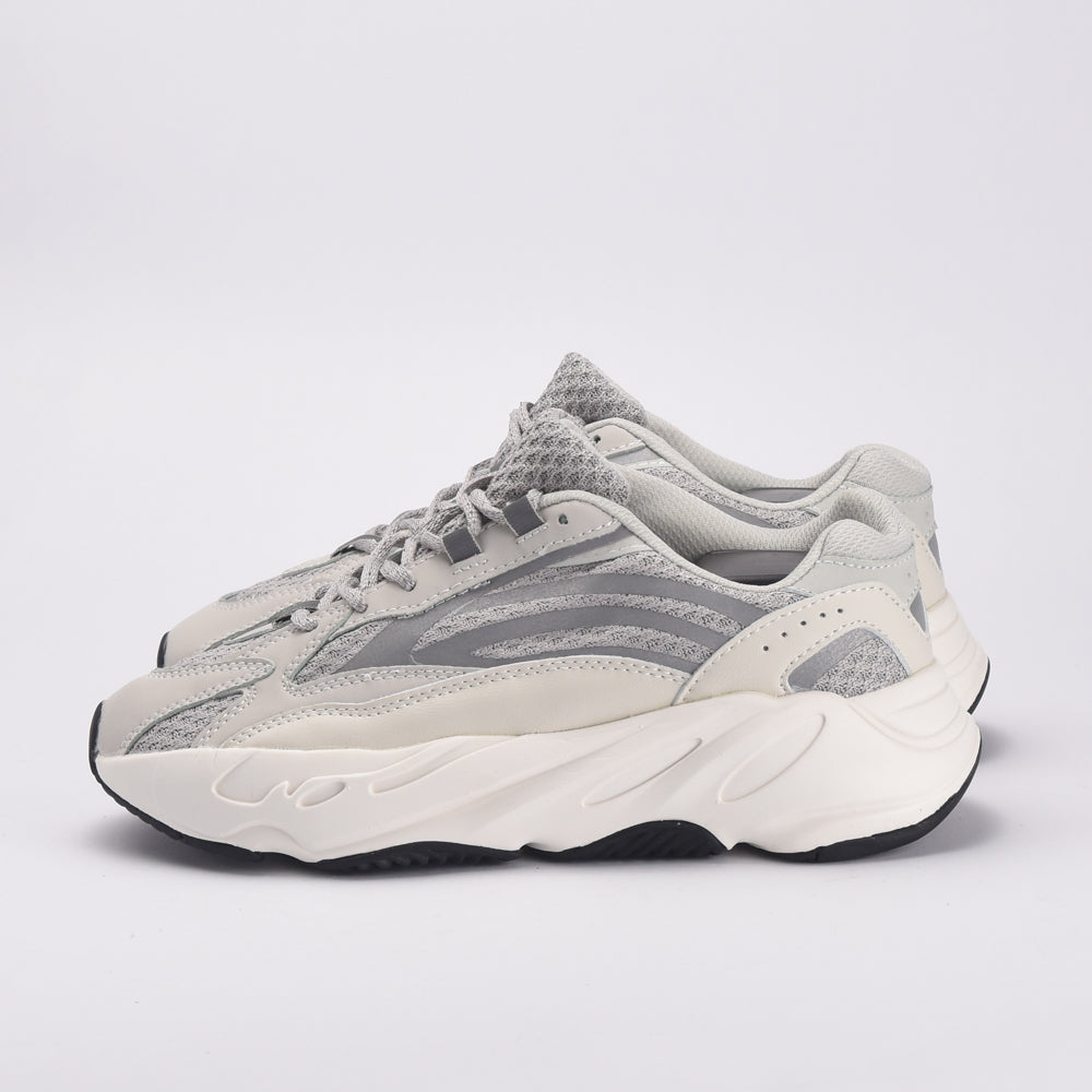 YEEZY BOOST 700 V2 EF2829SG