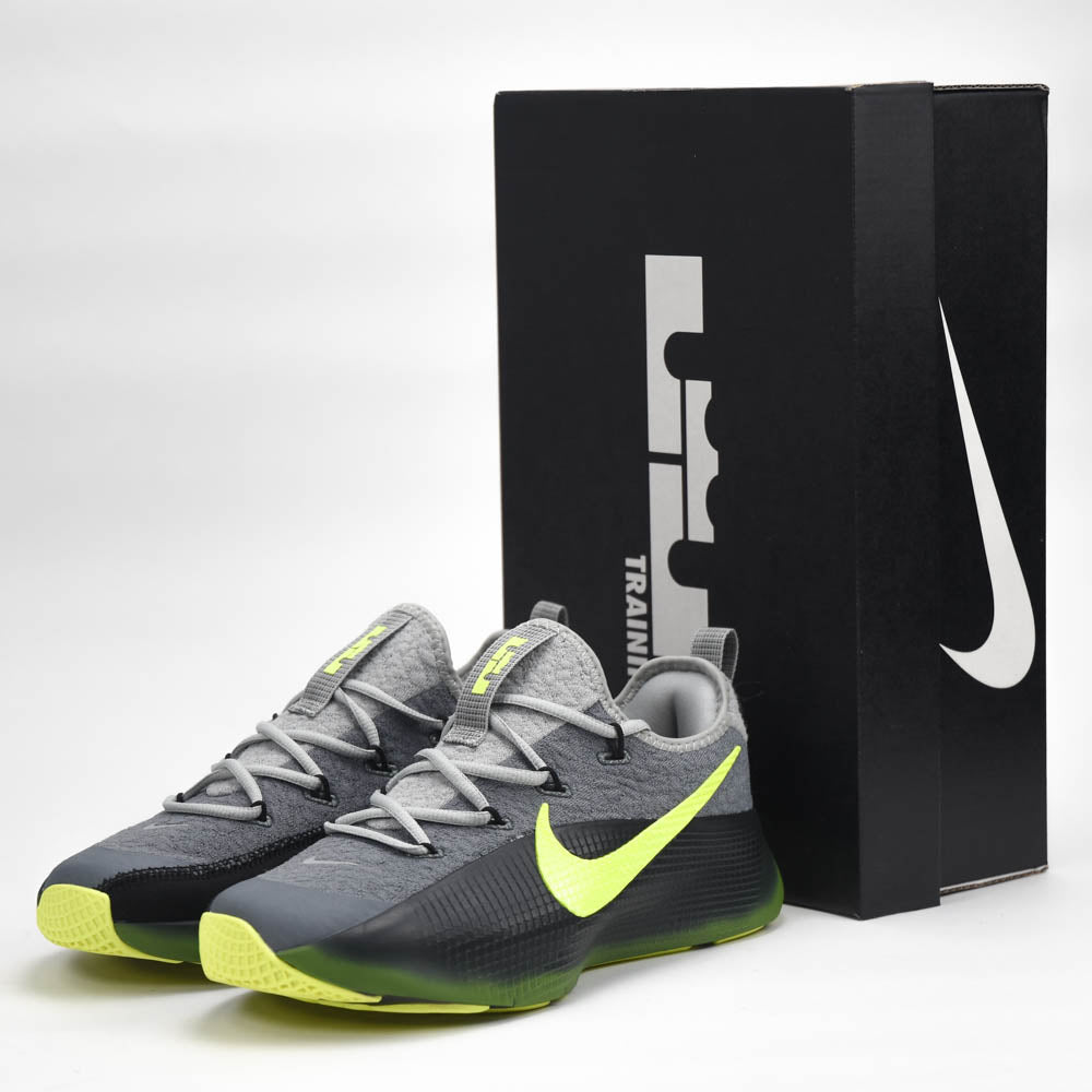 Nike LeBron TR 1 "Dunkman"