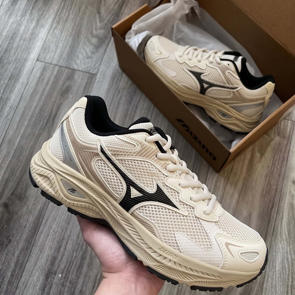MIZUNO RACER S OARISM D1GH223505