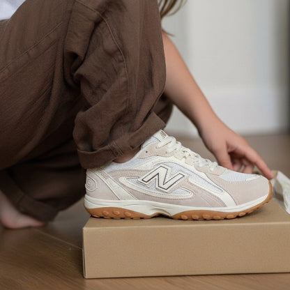 New Balance 204L Beige