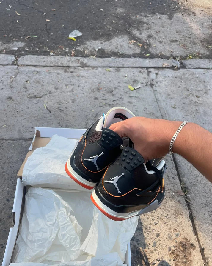 Nike Air Jordan 4 Retro CW7183-100 m