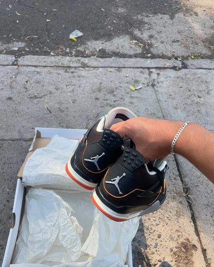 Nike Air Jordan 4 Retro CW7183-100 m