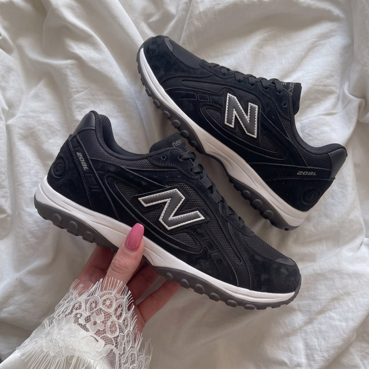New Balance 208L Noir (Femme)